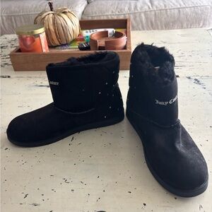 Juicy Couture women’s  Black Fur-Lined Boots